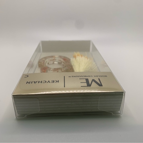 Modern Expressions Letter “C” Keychain - Picture 10 of 13